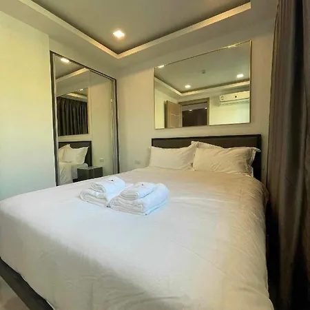 Arcadia Beach Continental Pattaya Exterior photo